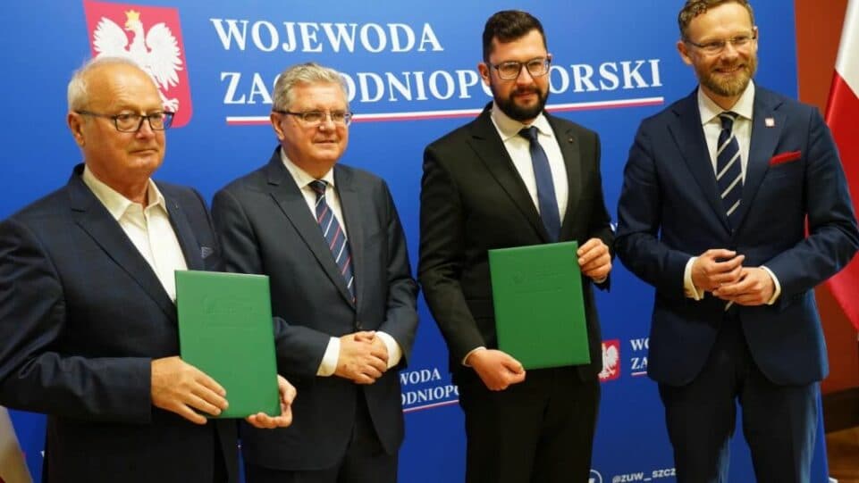 Hybrydowe samochody dla Pogotowia Ratunkowego